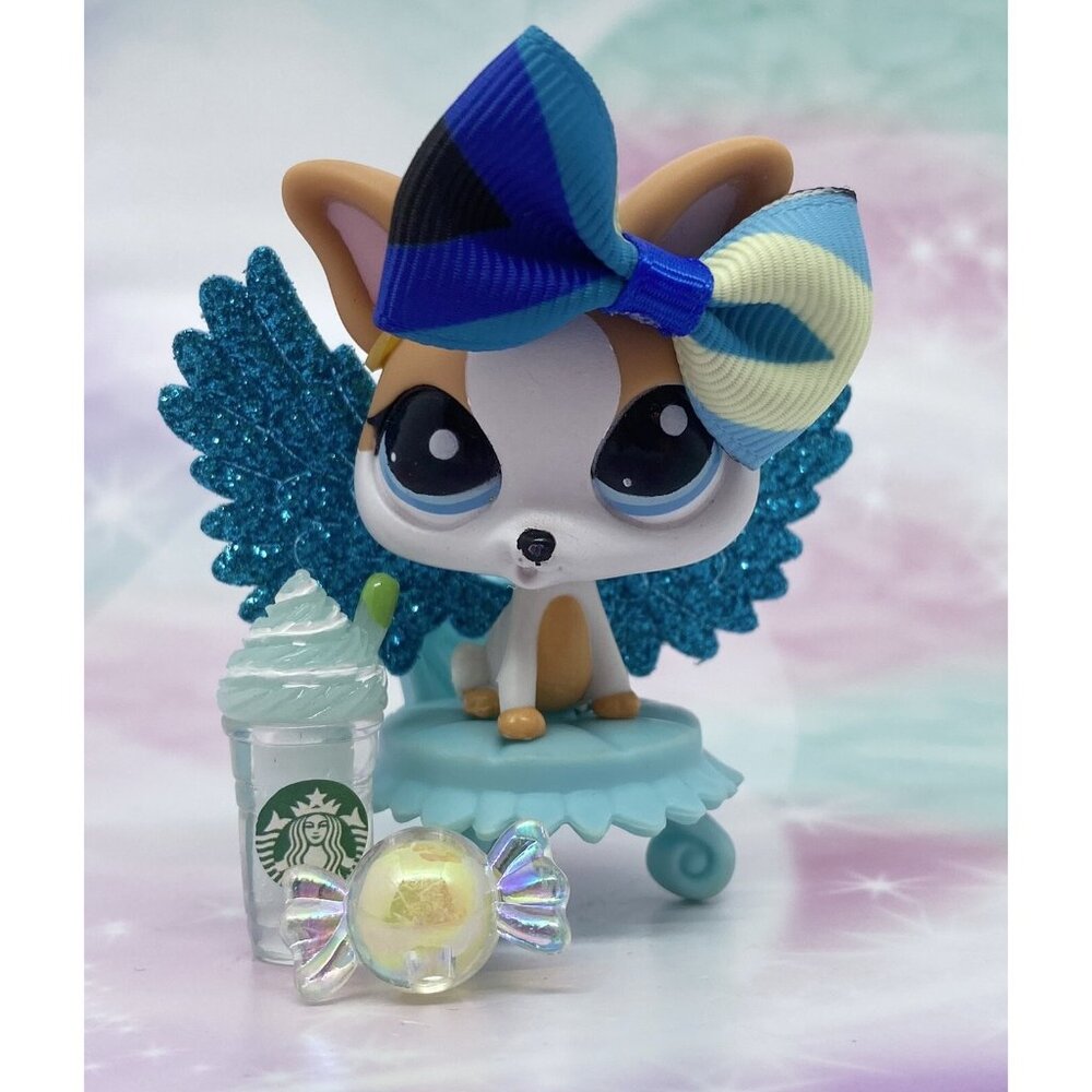 Authentic Littlest Pet Shop # 2072 Brown Tan White Chihuahua Blue Eyes European